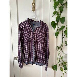 Men’s size large cotton button down shirt